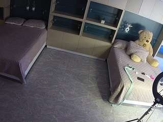 voyeurcam-casa-salsa-versus-room