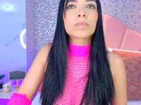 Darling, we will live a unique and exclusive private experience, a show full of sweetness and passion. With the perfect combination of tenderness and sensuality, I will make you feel special every moment. From playful flirting to intense caresses.