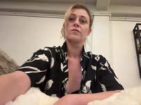 Hi, Im bibetteI like to tease and do a sexy dance for you. Playing together already sounds nice to me, I like to care and please you in every way