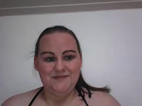 Hi ik ben Sabrina een 40+ rubens type dame. Ik ben gebonden maar wij hebben een open relatie met elkaar wij zijn ruimdenkend. Ik vind het geil om met onbekende hier lekker te kletsen over erotiek.