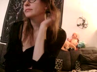 I am a nice woman, who wants to meet new people.i am a goth woman, with witchy vibes.