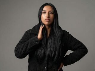 camwhore masturbating AdaharaBanks