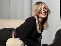 hot cam girl fingering AglayaRass