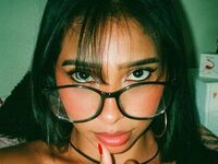 nude webcamgirl pic EvelinWatson