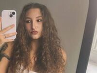 fingering girl webcam  NicholMikrot