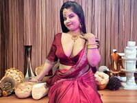 naughty camgirl masturbating with vibrator Sejuti