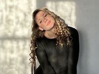 naughty camgirl masturbating with dildo StefanyKovalski
