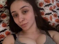 camwhore masturbating with sextoy Alivaletine