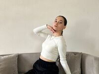 naked webcamgirl picture BettyMaldonado
