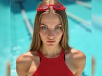 camslut naked EmiliGarden