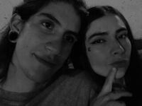 live camgirl jerking off boyfriend RavenAndLogan