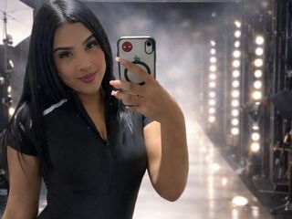 bizarre live cam EmilyDaring