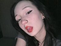 chatroom webcam pic AccaBelow