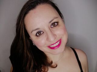 naughty cam girl AdelaAlbaNatural