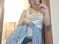nude webcamgirl AjaJones