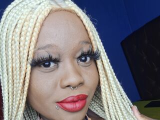 free video chat AkeliaHampson