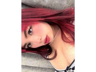 shaved pussy webcam AlinaRicci