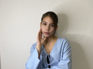 fingering girl cam AlishiaCowlin