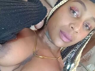naughty camgirl fingering pussy AnaTower