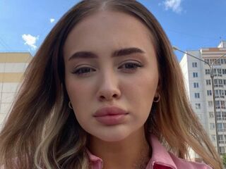 cam girl masturbating with vibrator AnnettaToran