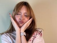 cam girl masturbating with vibrator AudryDuignan