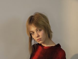 naked webcam girl picture BellEltzroth