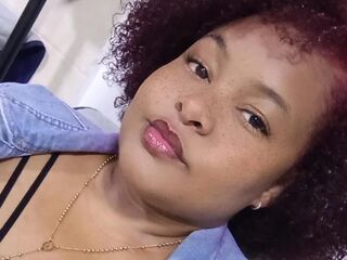 camgirl masturbating with sextoy CandelaSassha