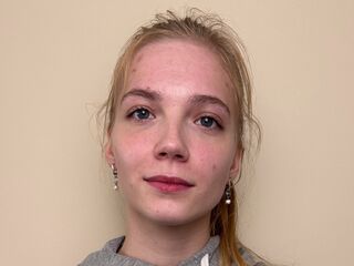 live show CarmanChapmon