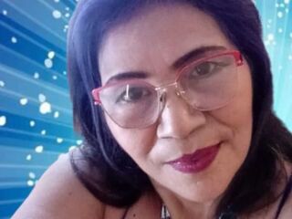 camgirl playing with vibrator CelesteFrost