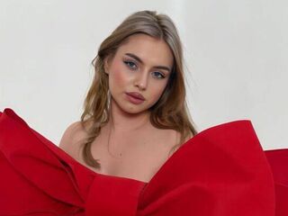 adult chat room ChloeHollyberry
