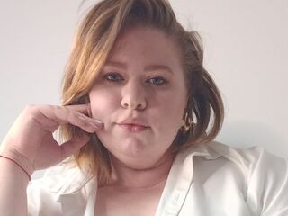 camwhore ChloeThru