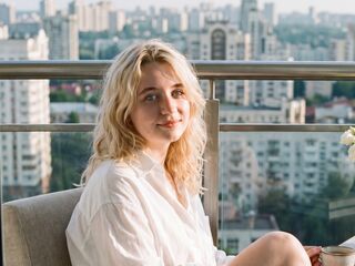 adult chat room CindieColt
