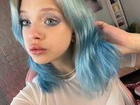 topless camgirl ClaudiaMaysons