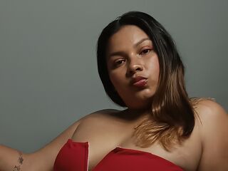 topless webcamgirl CristyRios