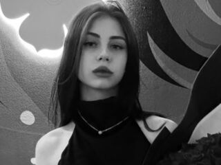 naughty camgirl masturbating with vibrator DawnGoller