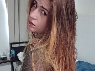 camgirl showing tits DelilahCalabrese