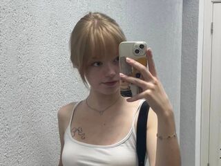 webcampicture DonetteOkada