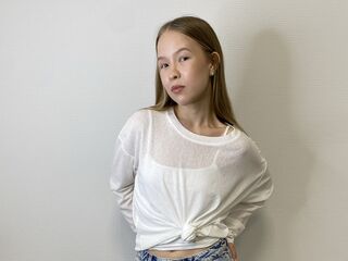 hot webcamslut DortheyVath