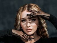 fingering camgirl EvaVibe