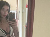 sexy live cam girl GinaBlaze