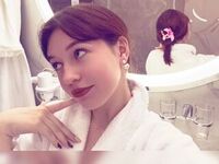 camslut fingering wet pussy GudrunManzone