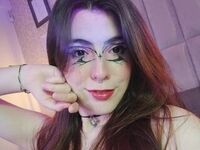 camgirl pic HanaCartons