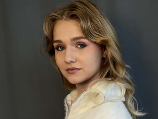 webcam bitch chat HelenPetrini