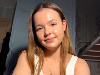 camgirl masturbating with dildo HollyCathrin