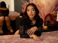 masturbating webcam girl IvannaBrooks