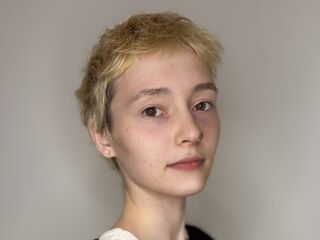 bedroom cam JenelleBarette