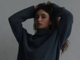 camslut topless JoleenLimbaugh