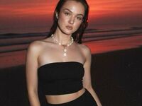webcam striptease show KateLoverns