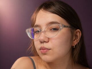 kinky webcam model LaviniaSele