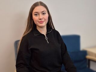 beautiful girl cam LeaDarcy